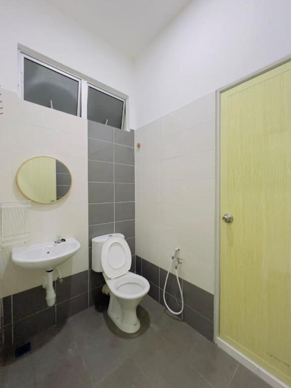 Noor Homestay Paddy View Kangar Exterior photo